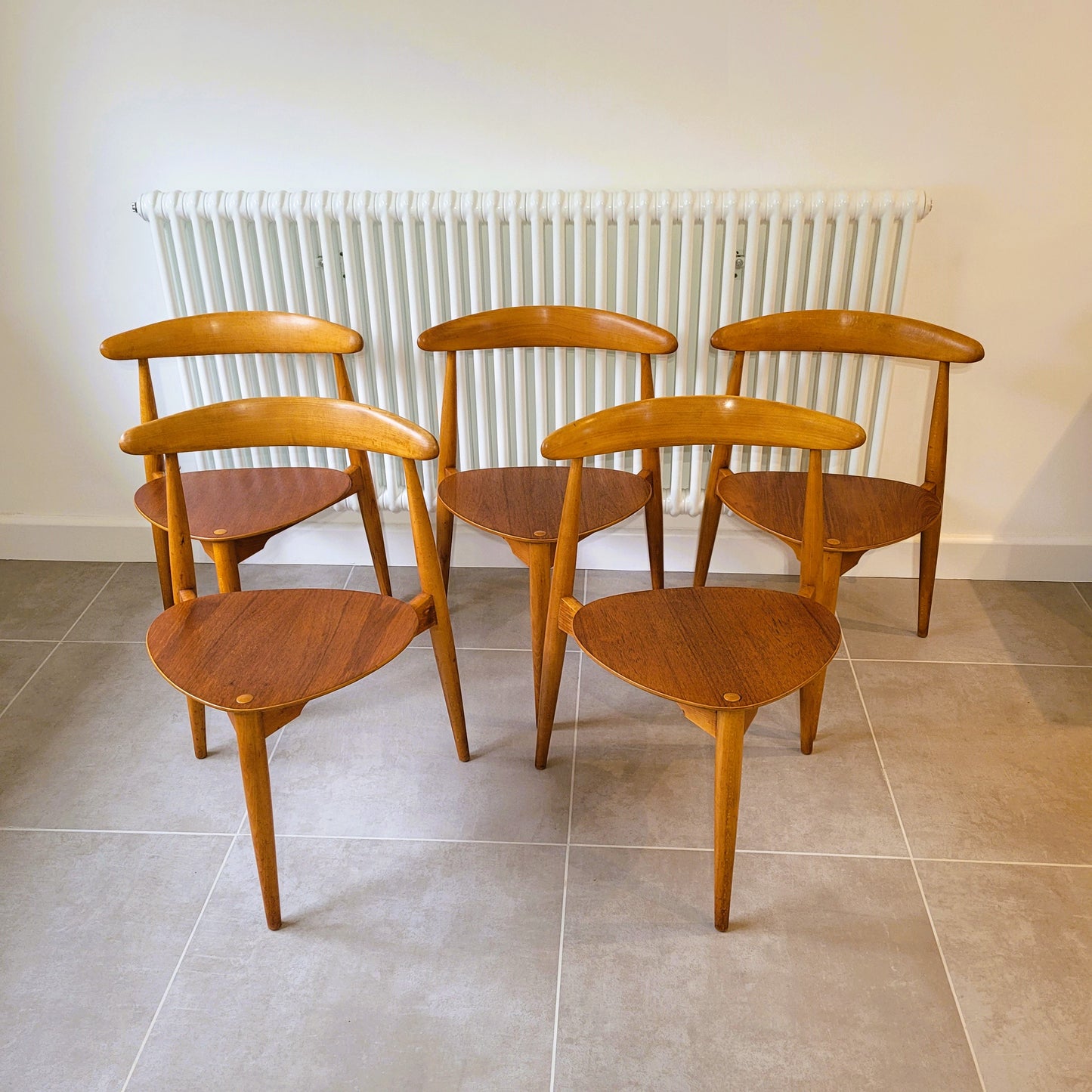 Hans J Wegner 'Heart' Dining Chairs FH4103 by Fritz Hansen Denmark, 1960s set of 5