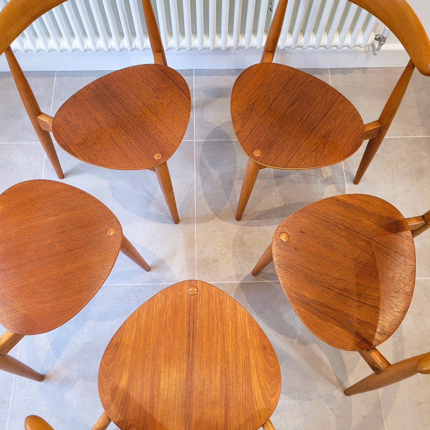 Hans J Wegner 'Heart' Dining Chairs FH4103 by Fritz Hansen Denmark, 1960s set of 5