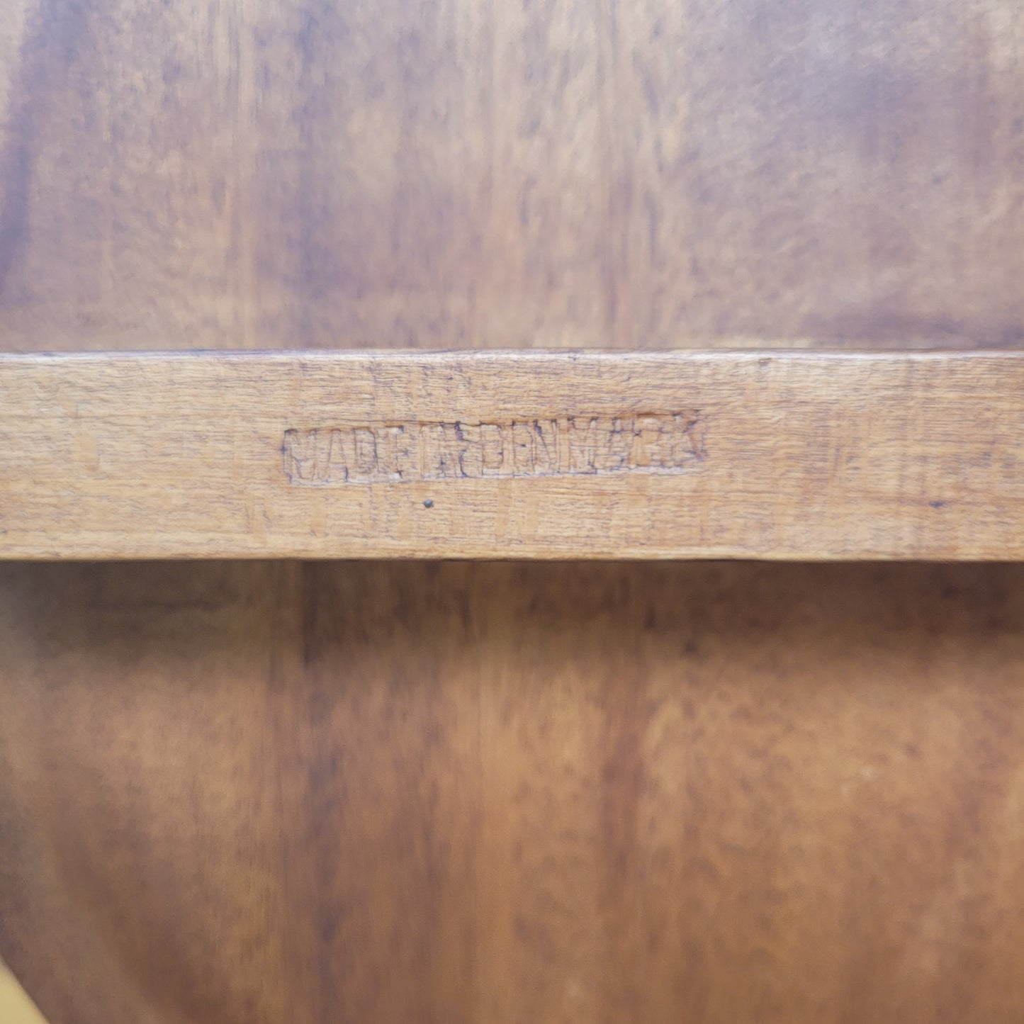 Edmund Jørgensen side table pair