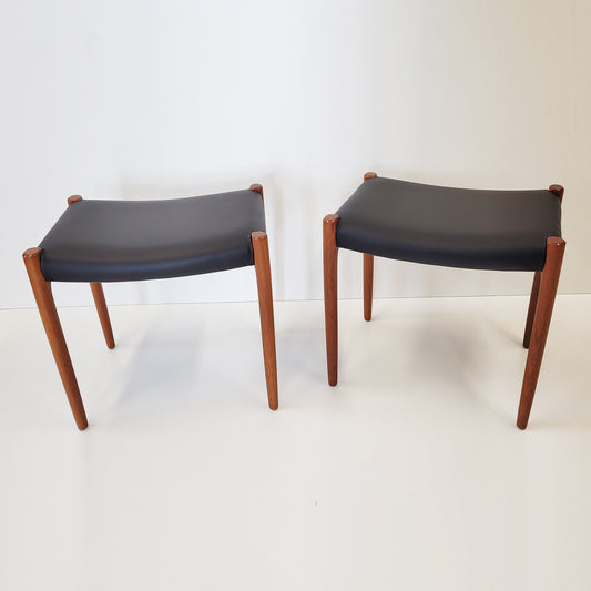 Niels Otto Møller #80A stool pair