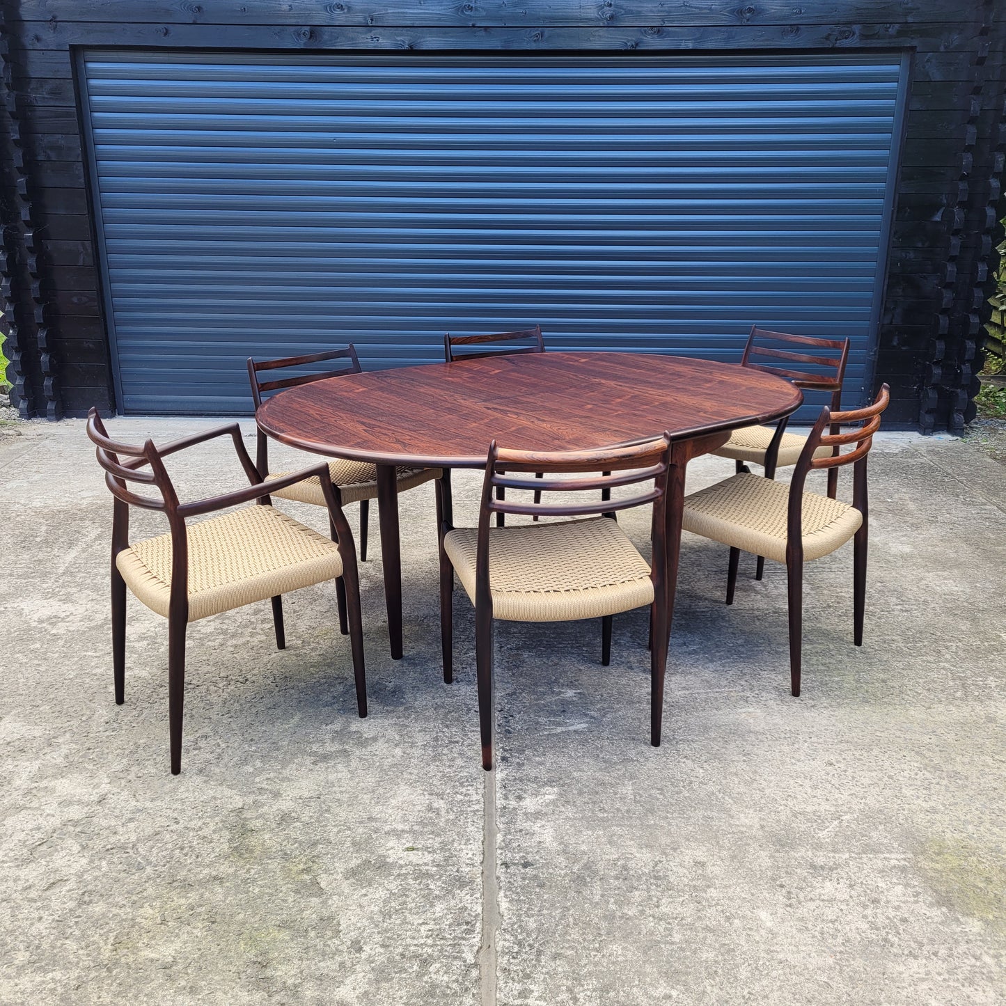 Niels Møller model 15 rosewood dining table