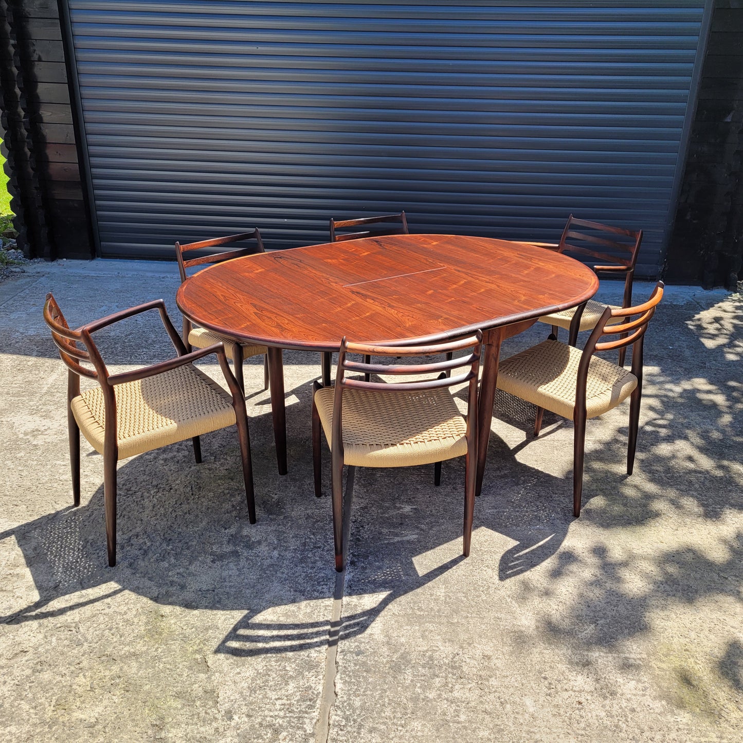 Niels Møller model 15 rosewood dining table