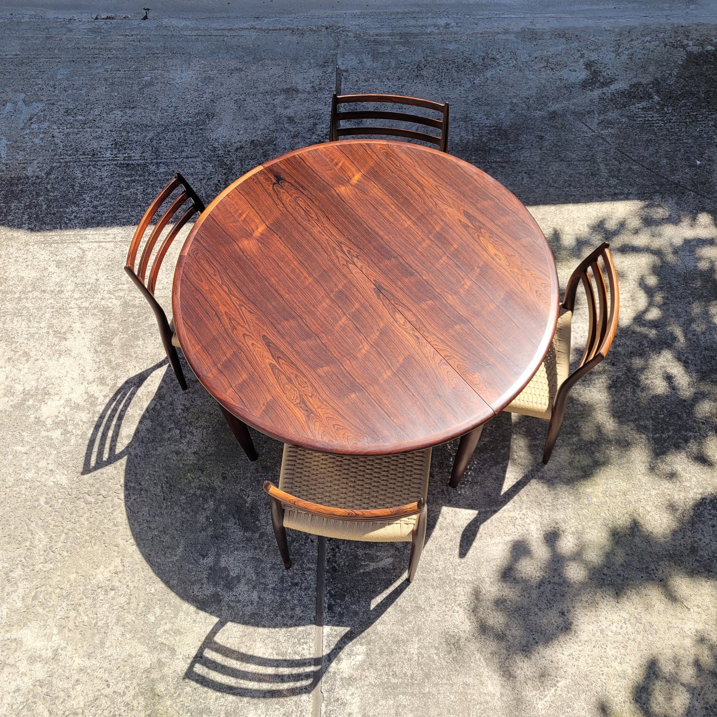 Niels Møller model 15 rosewood dining table